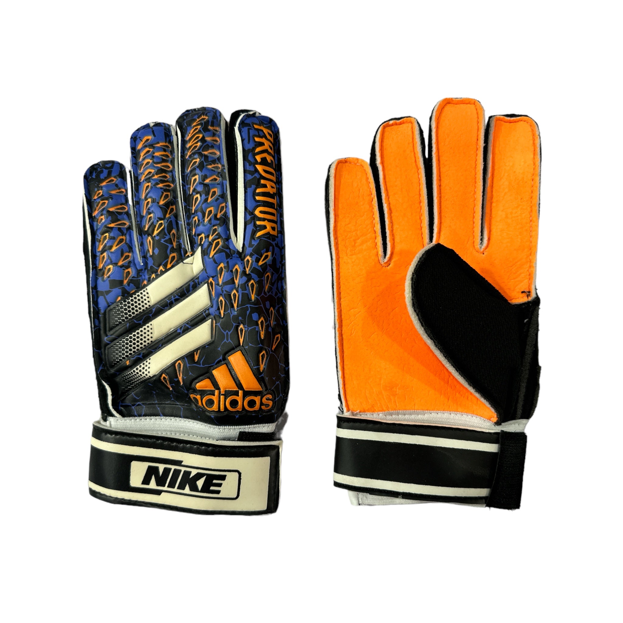 Nike Junior Football Goal Keeper Gloves Ali Sports