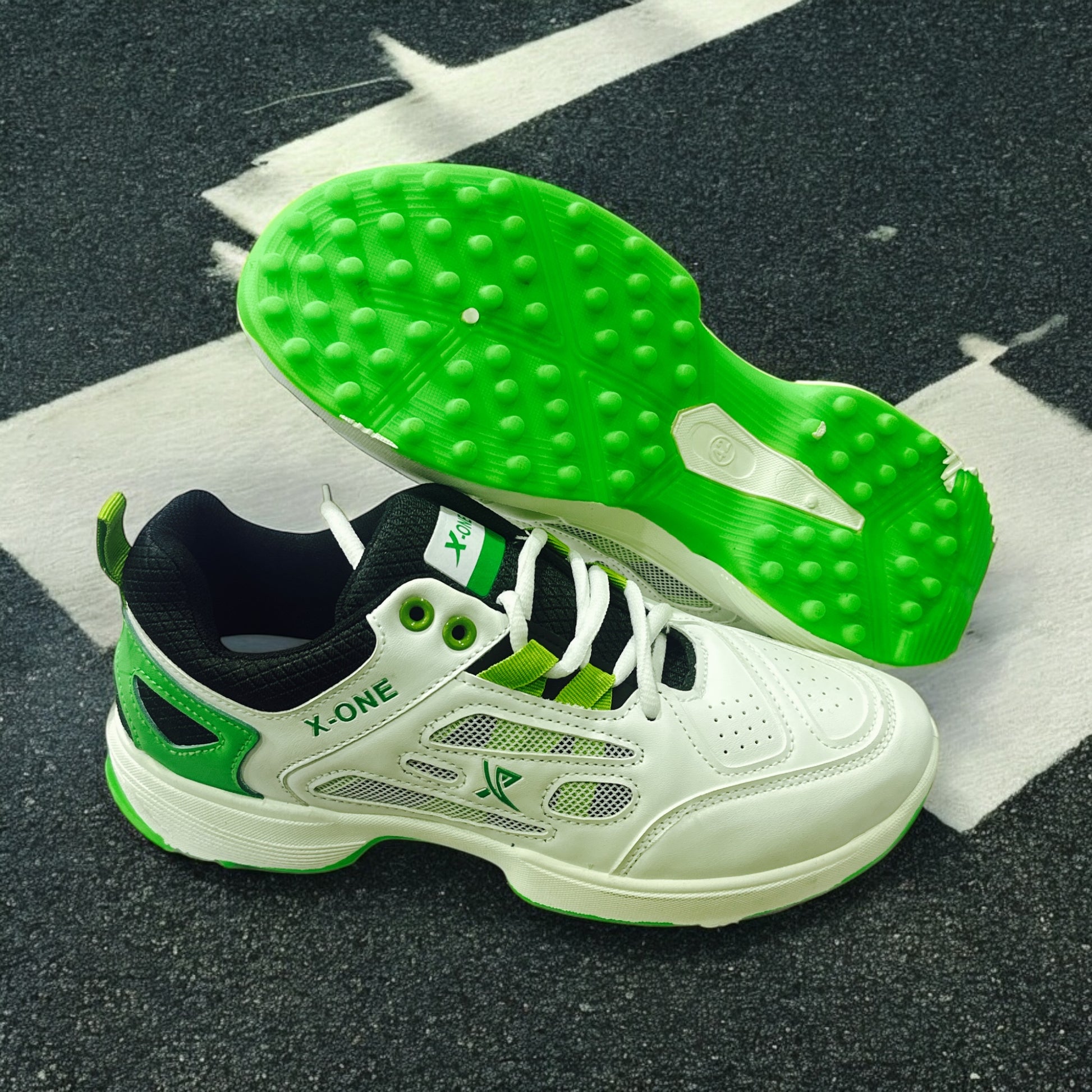 X-One Sprint Cricket Shoes X-ONE